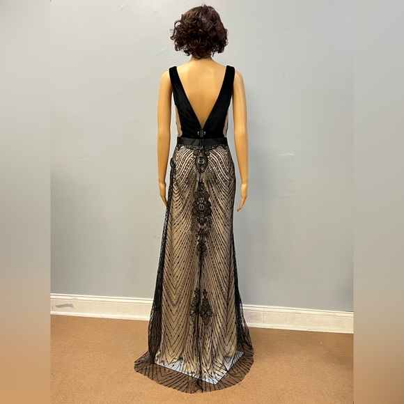 Women’s Black Double V-Neck Lace Sequins Mermaid Evening Dress Open Box - Picture 4 of 7